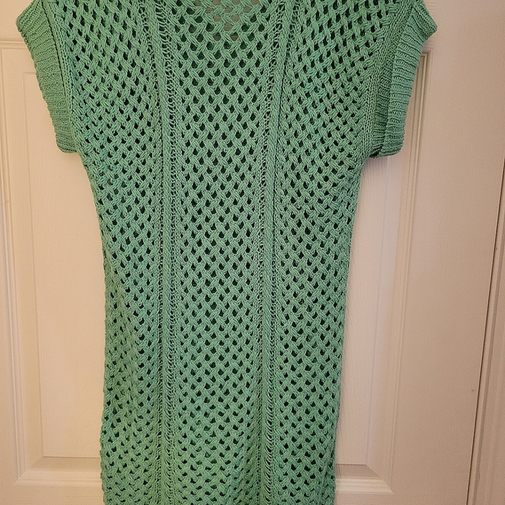 Green knit top